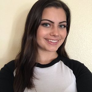 Meet your Posher, Bella